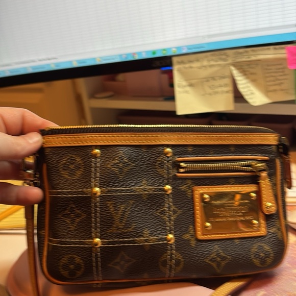 Sold - Picture 3 of 15